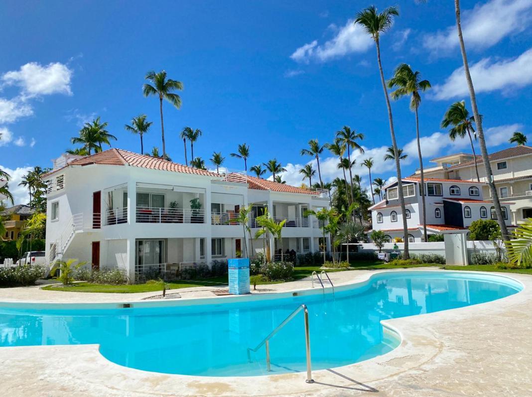 بونتا كانا Blue Ocean Beachfront Villas & Apartments - Wifi, Pool, Bbq, Playa Los Corales المظهر الخارجي الصورة